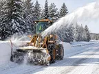 Шнекоротор: как бороться с обледенелым снегом и брустверами