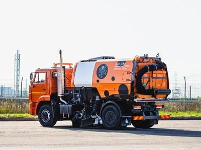 Подметально-вакуумная машина ВКМ 6500