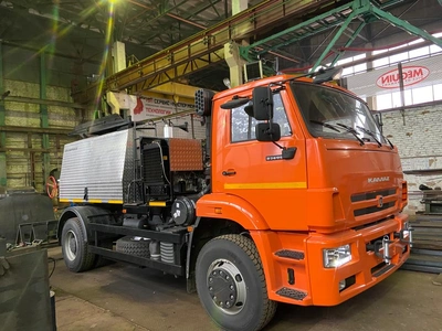 Кохер для литого асфальта РД-925 на шасси Камаза 53605, 65115