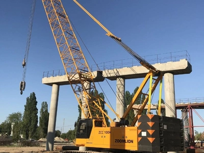 Гусеничный кран Zoomlion ZCC1000V