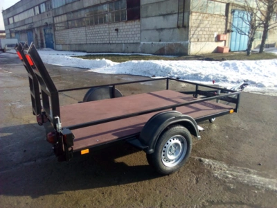 Прицеп для перевозки спецтехники грузоподъемностью 1,2 тонны