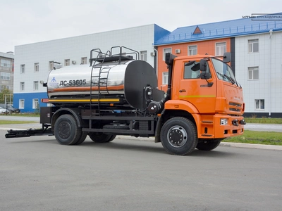Автогудронатор ДС-53605