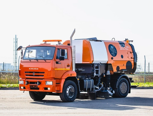 Подметально-вакуумная машина ВКМ 6500 — вид 5