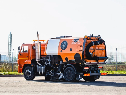 Подметально-вакуумная машина ВКМ 6500 — вид 7