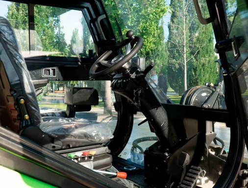 Подметально-уборочная машина SmartSweeper RG-8240 — вид 7