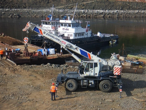 Короткобазный кран Zoomlion ZRT400 — вид 9