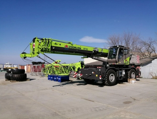 Короткобазный кран Zoomlion ZRT400 — вид 7