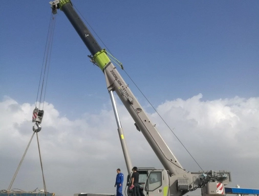 Короткобазный кран Zoomlion ZRT1100 — вид 2