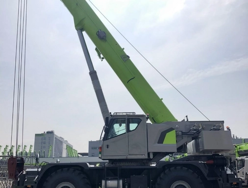 Короткобазный кран Zoomlion ZRT1100 — вид 3