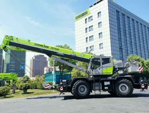 Короткобазный кран Zoomlion ZRT600