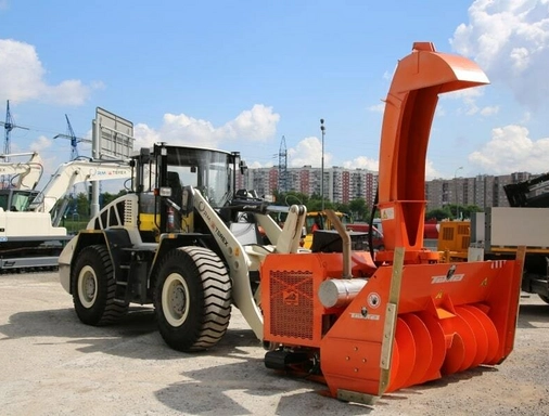 Снегоочиститель автономный шнекороторный ША-2200 на погрузчик 3 т — вид 5